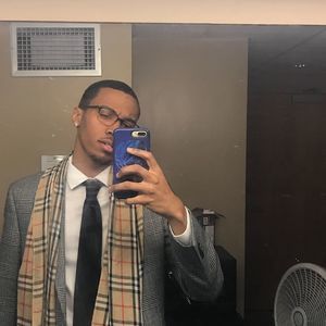 Meet your Posher, Malik